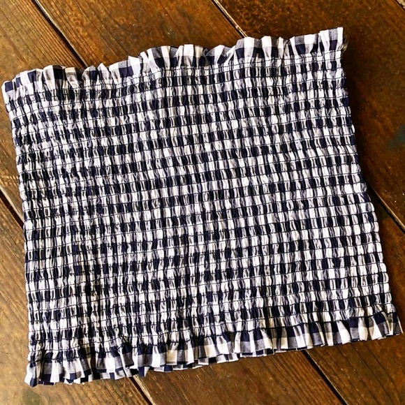 YOU WILL LOVE THIS GINGHAM TUB TOP - Picture 2 of 2